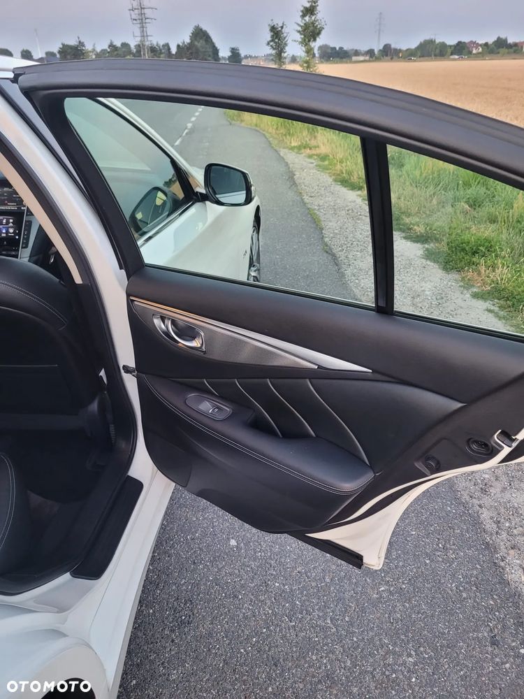 Infiniti Q50 2.0t Sport Tech EU6 - 28