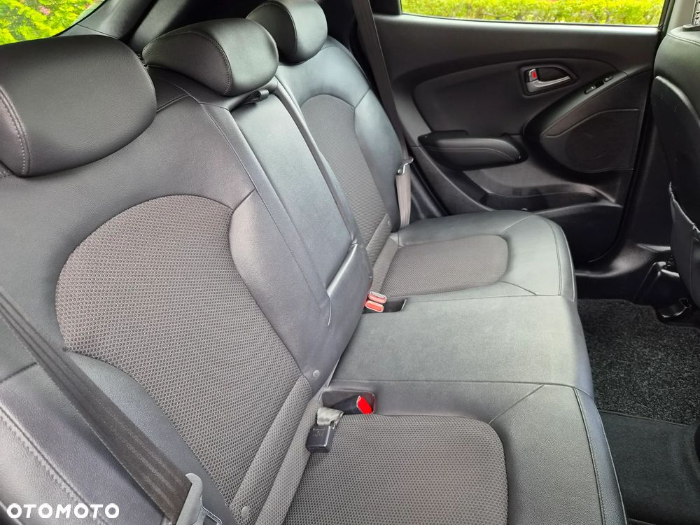 Hyundai ix35 1.6 2WD blue Trend - 25