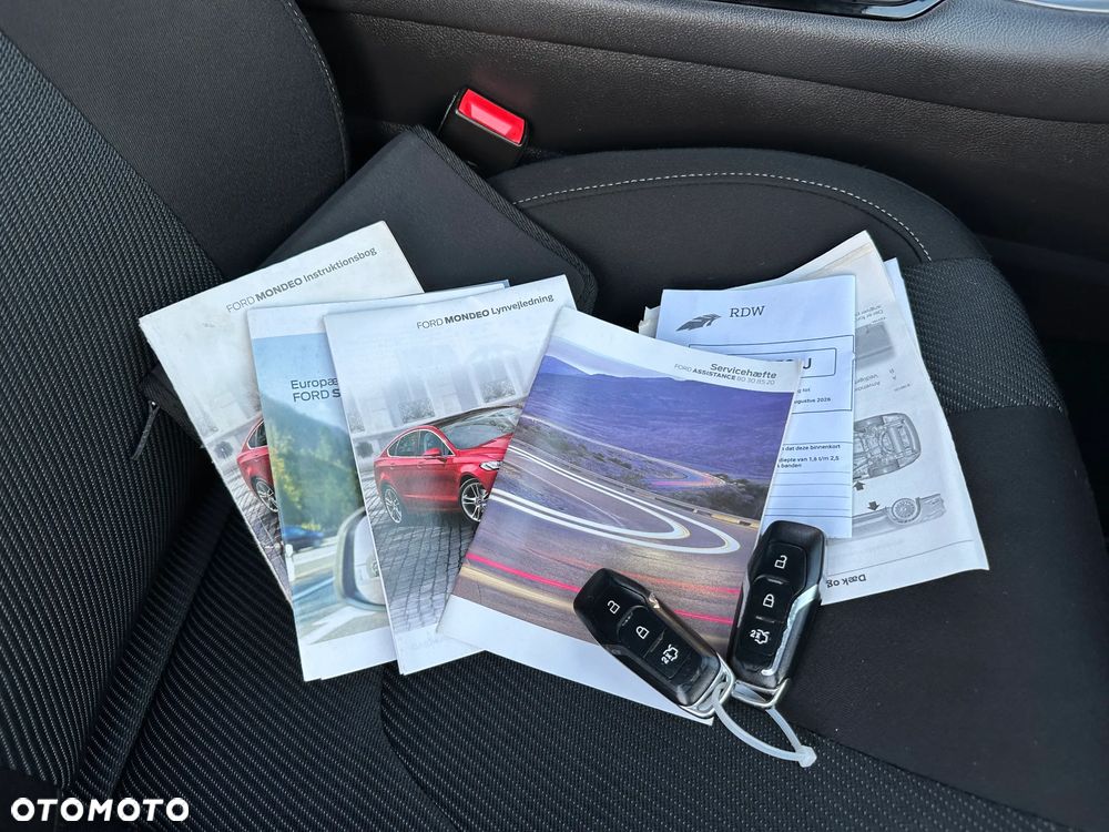 Ford Mondeo - 25