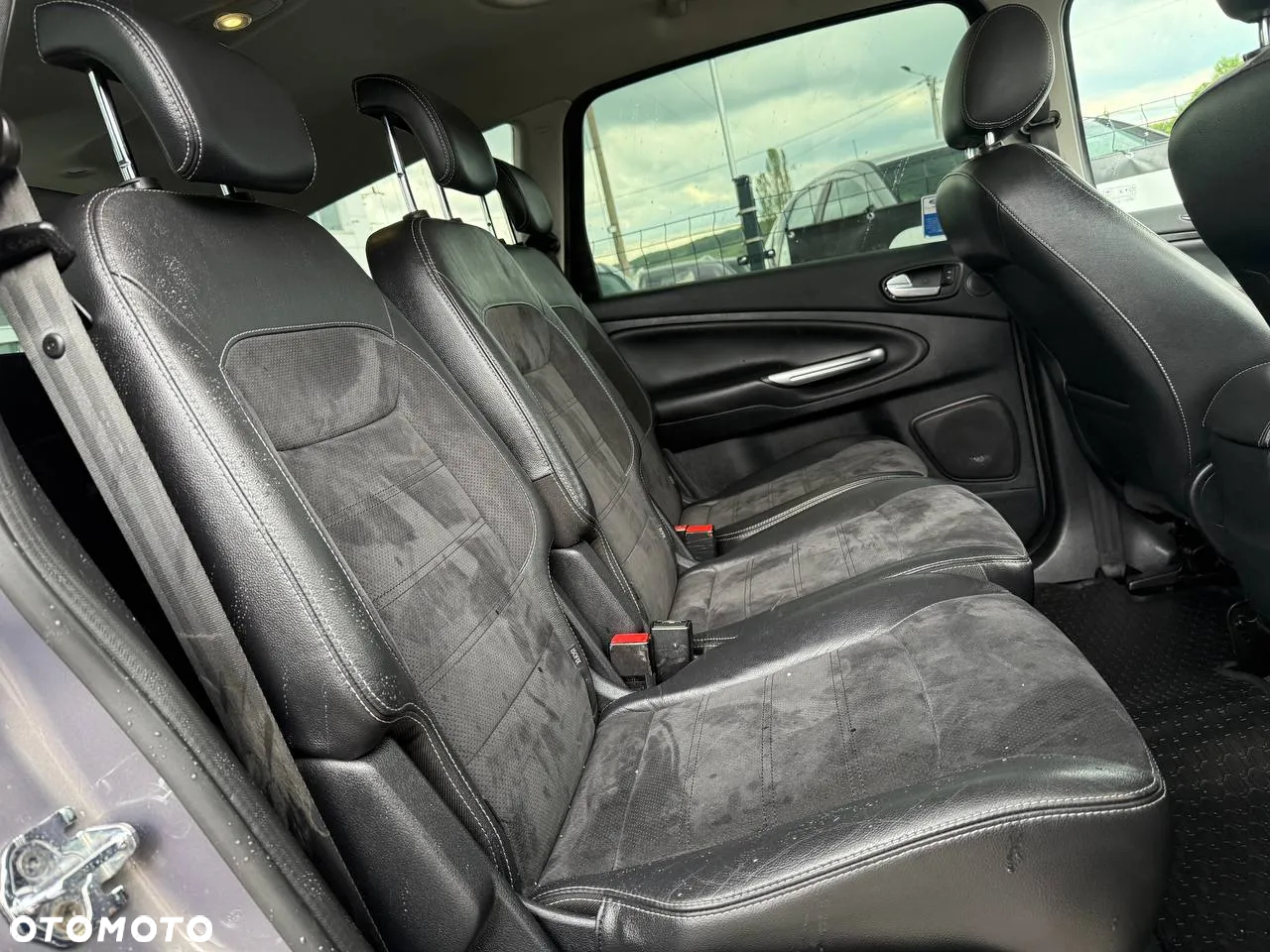 Ford S-Max 2.0 TDCi DPF Business Edition - 38