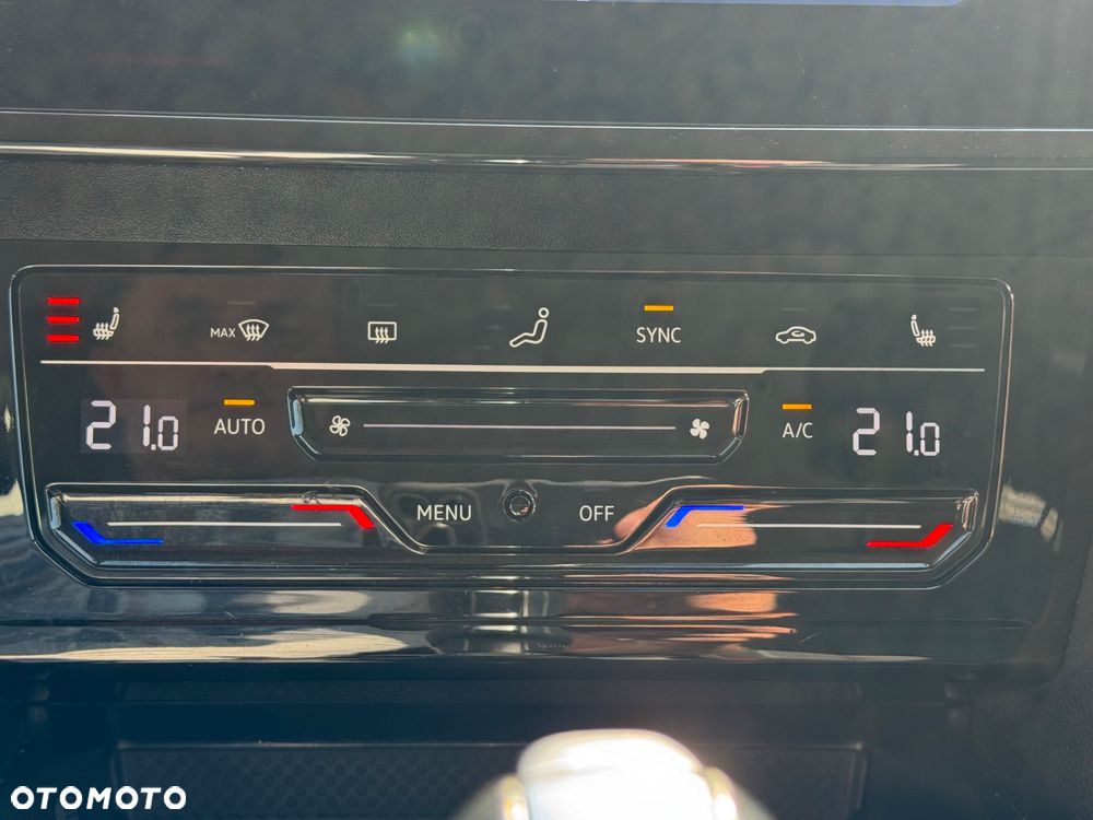 Volkswagen Passat 1.5 TSI EVO Business DSG - 17