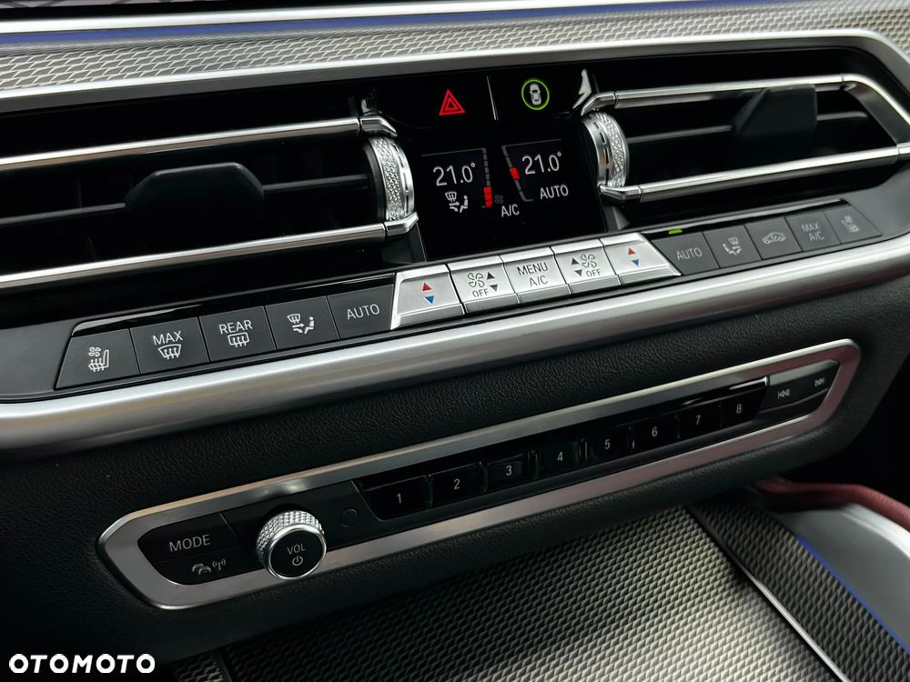 BMW X6 - 29