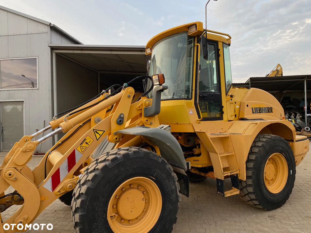 Liebherr L524, ŁYŻKA + WIDŁY, SZYBKOZŁĄCZE, Z NIEMIEC, WZOROWO UTRZYMANA - 14