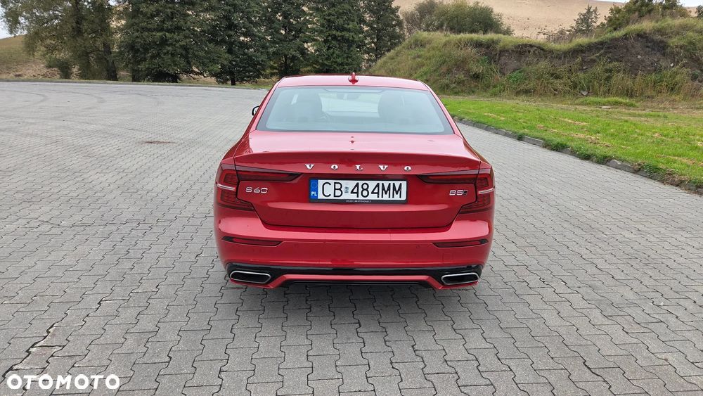 Volvo S60 T5 AWD R-Design - 7