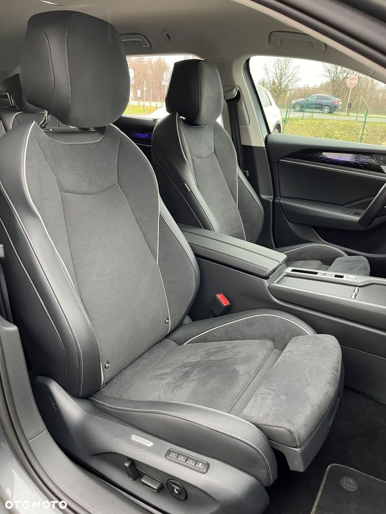 Volkswagen Passat Variant 2.0 TDI SCR Business Plus DSG - 10