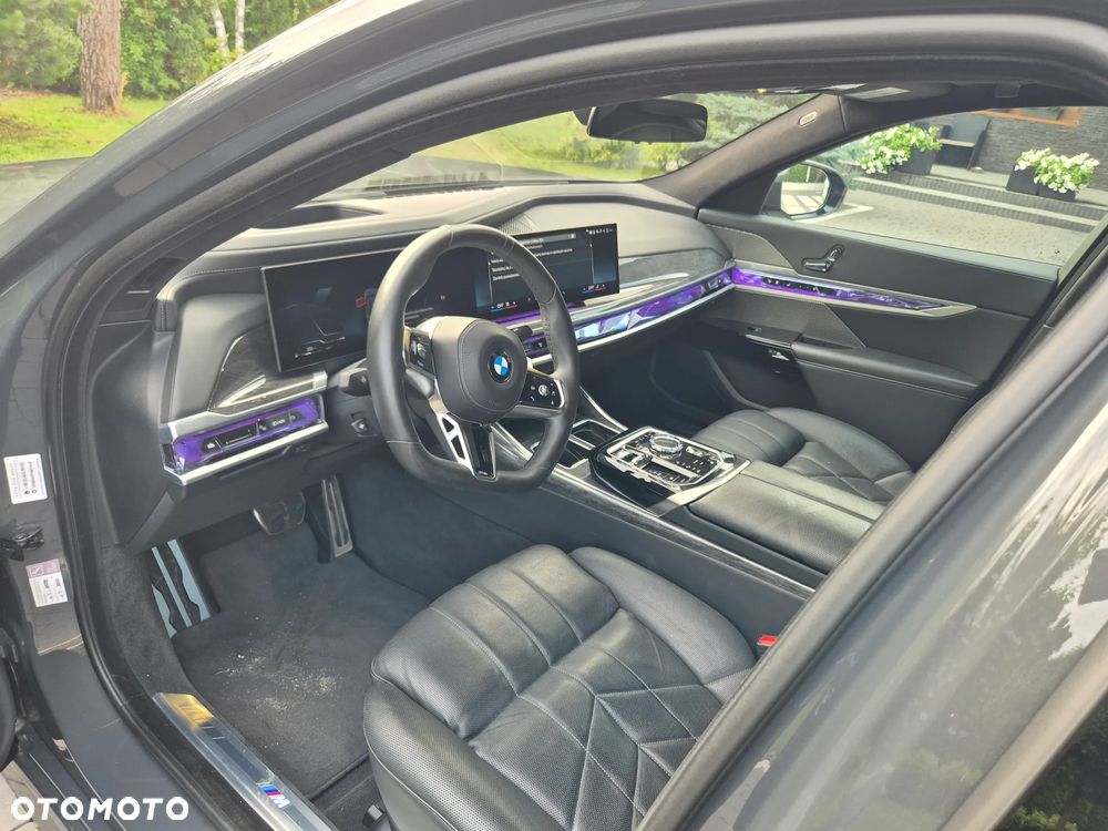 BMW Seria 7 740d xDrive - 18