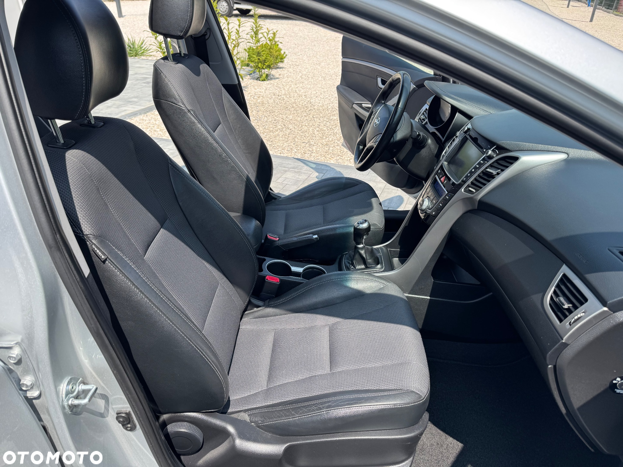 Hyundai i30 1.6 GDI Premium - 25