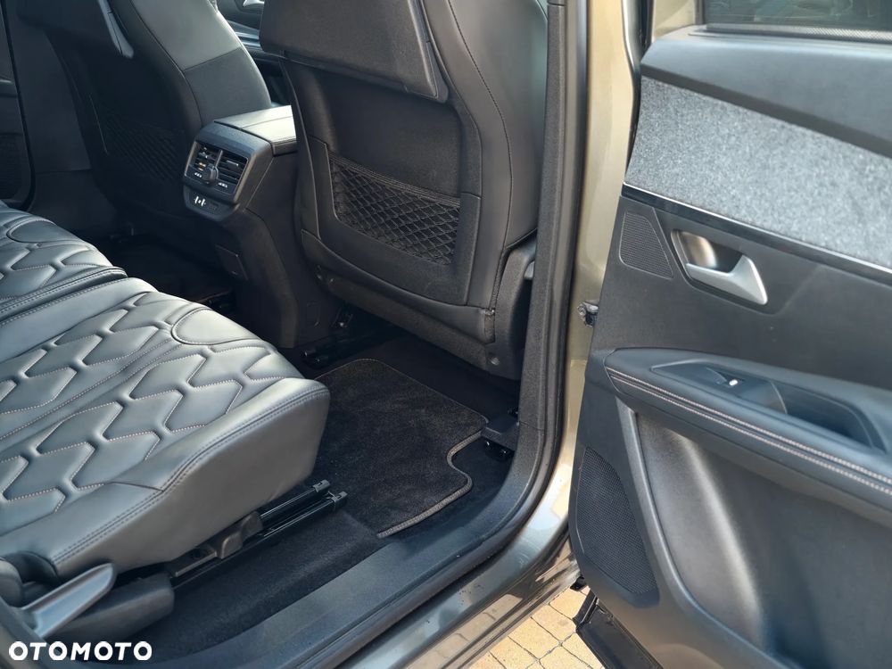 Peugeot 5008 - 11