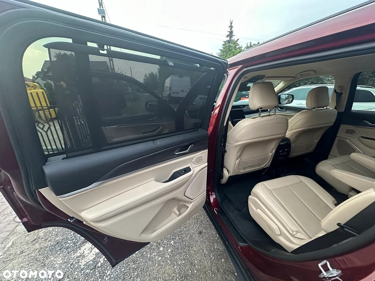 Jeep Grand Cherokee - 10