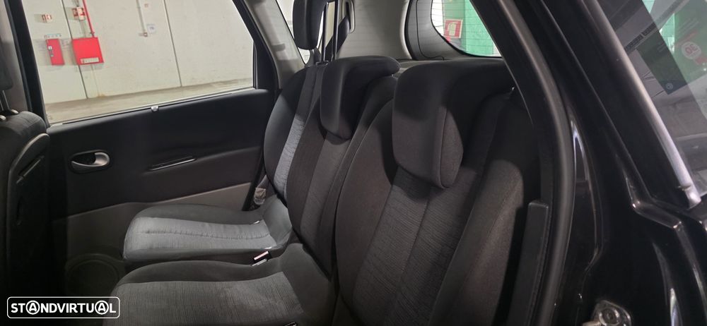 Renault Scénic 1.5 dCi Exclusive SS - 5
