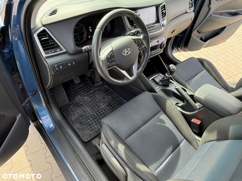 Hyundai Tucson blue 1.7 CRDi 2WD Passion - 8