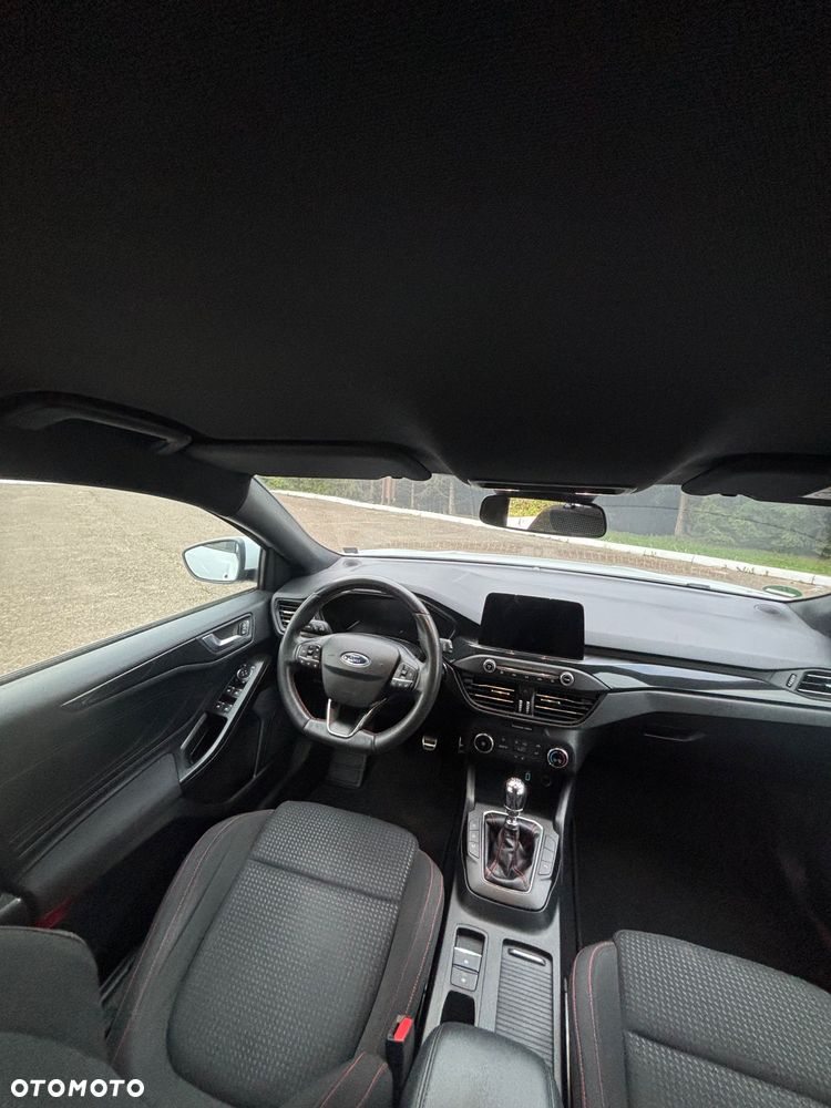 Ford Focus 1.5 EcoBlue Start-Stopp-System ST-LINE VIGNALE - 29