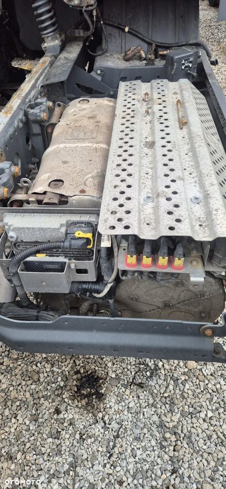 KATALIZATOR TŁUMIK MERCEDES ATEGO EURO 6 2018 - 1