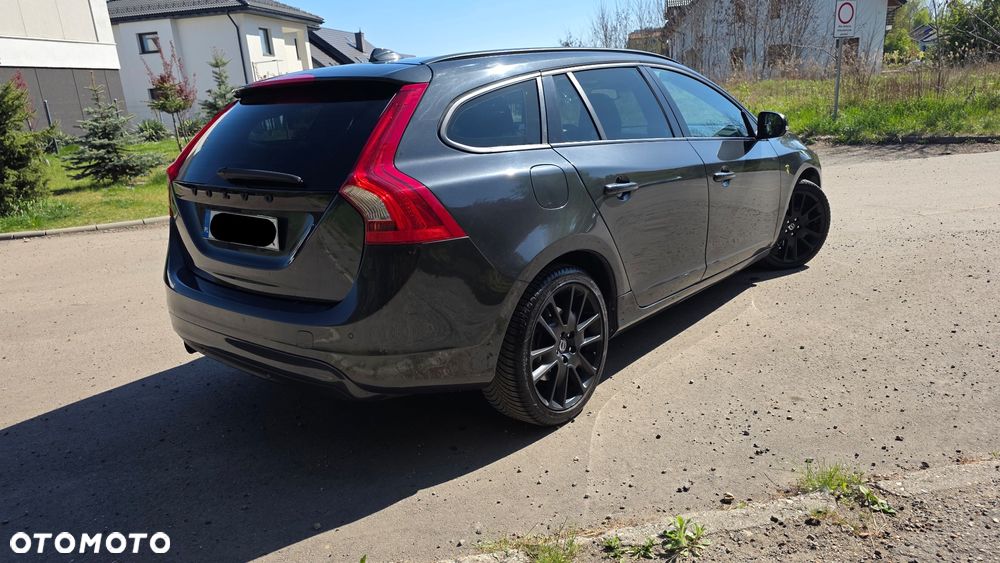Volvo V60 D4 Momentum - 3