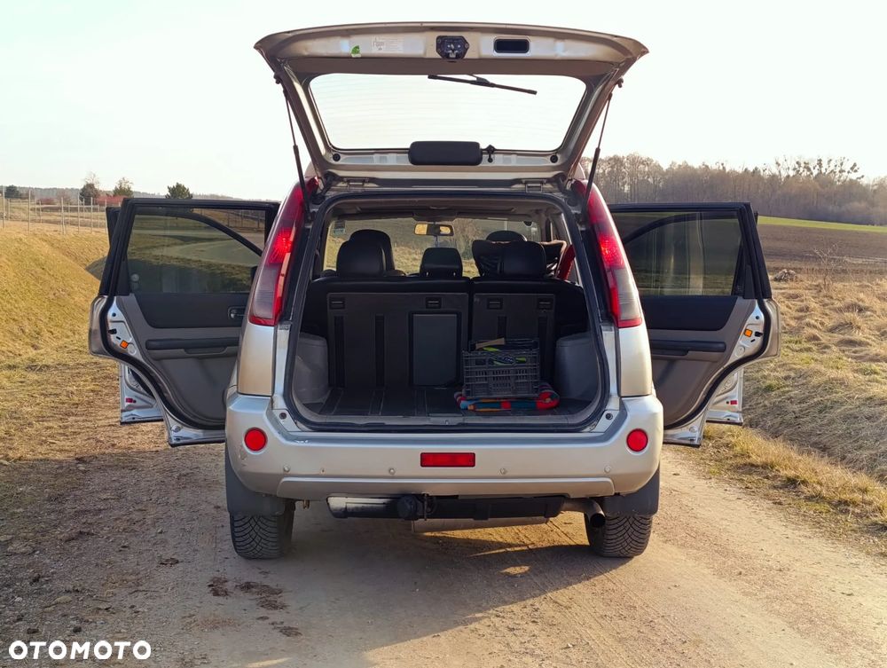 Nissan X-Trail 2.5 Sport - 8