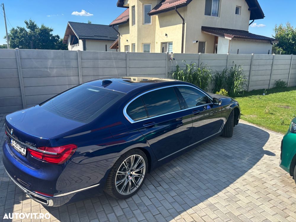 BMW Seria 7 750Li xDrive - 6
