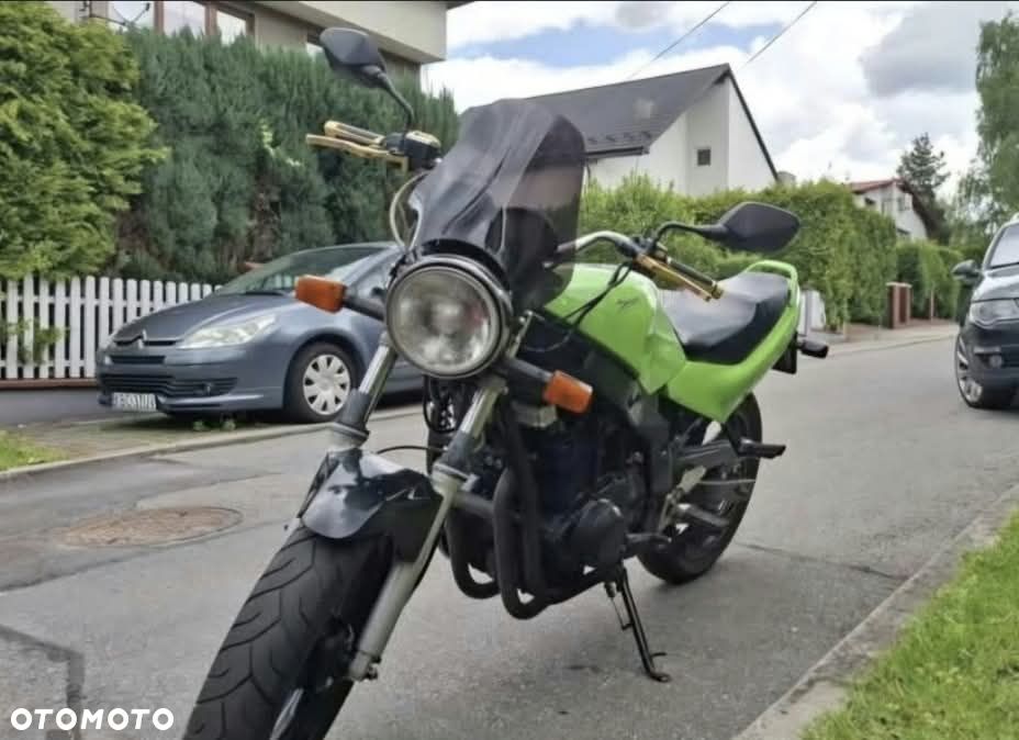Suzuki GS