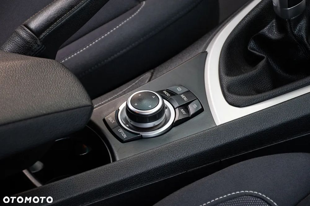 BMW Seria 1 116i - 13