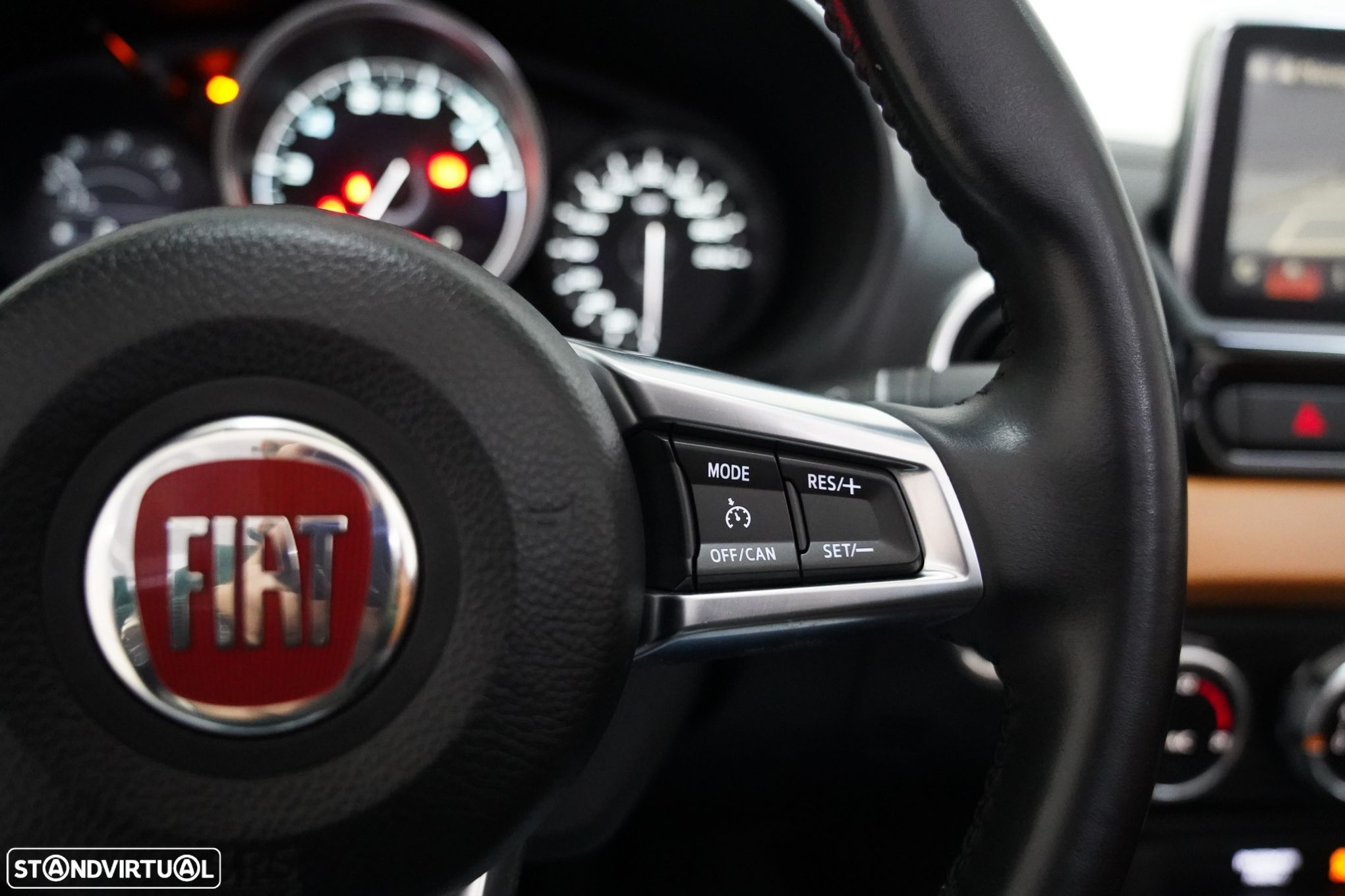 Fiat 124 Spider 1.4 T Multiair Lusso AT - 20