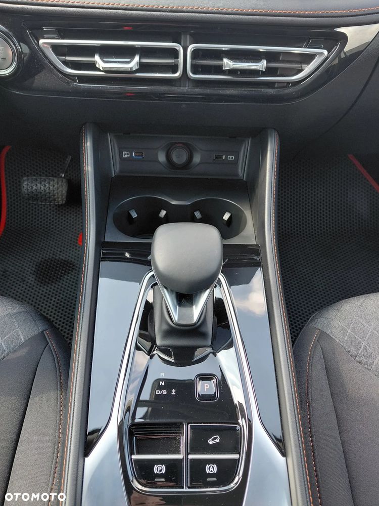 MG HS 1.5 T-GDI Excite DCT - 17