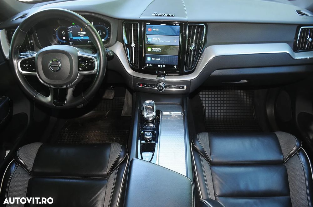 Volvo XC 60 B4 MHEV R-Design - 16