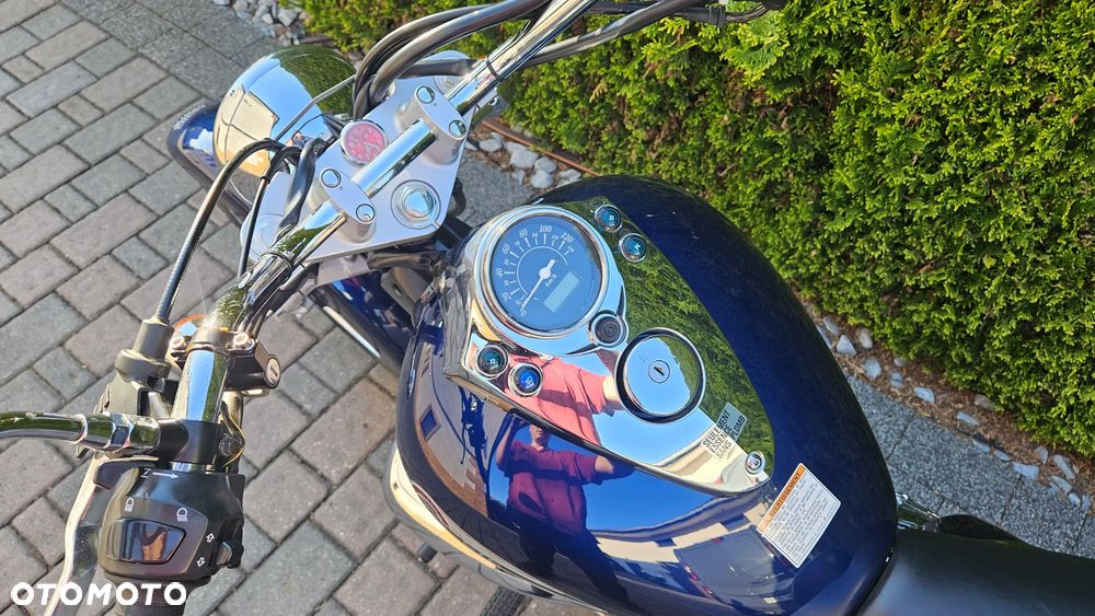 Suzuki Intruder - 15
