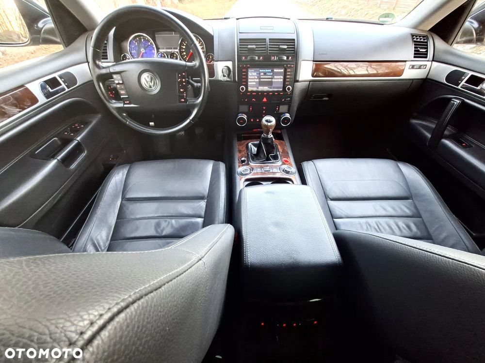 Volkswagen Touareg - 27