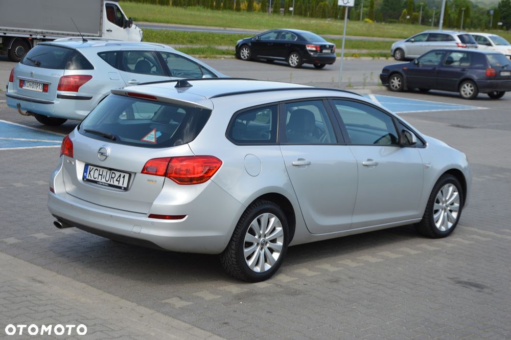 Opel Astra 1.4 Turbo Selection - 10