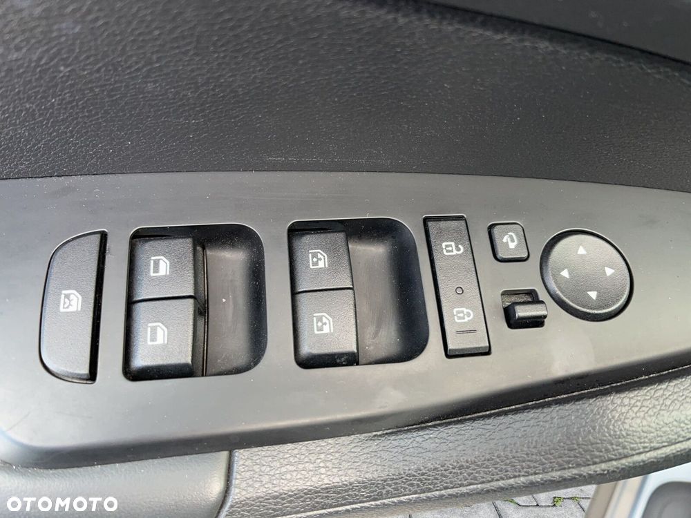 Kia Sportage 1.6 T-GDI MHEV L 2WD DCT - 10