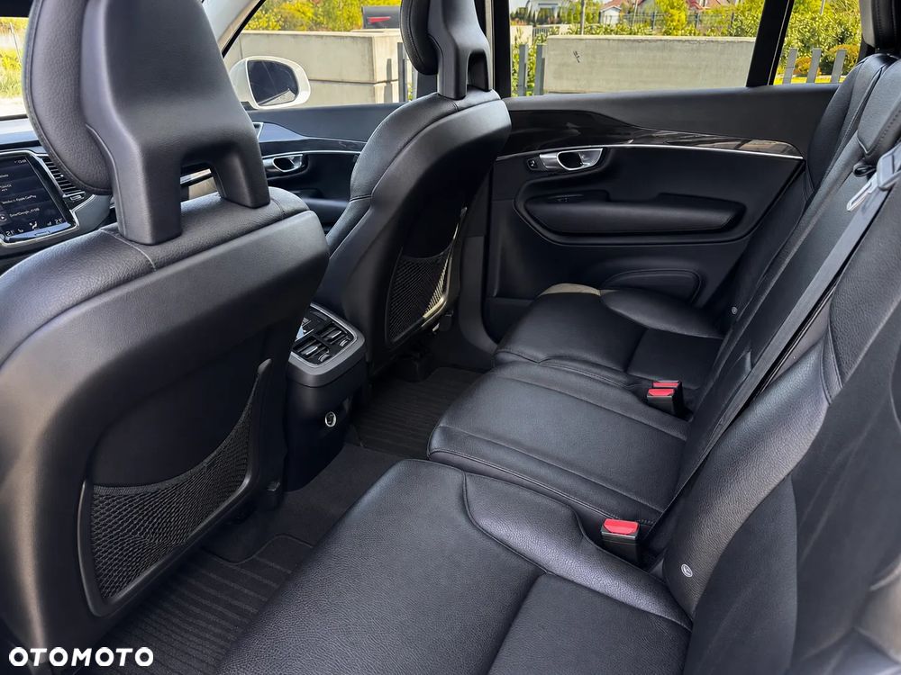 Volvo XC 90 - 10