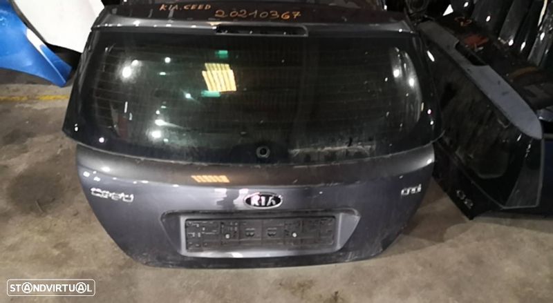 Tampa Da Mala Kia Ceed Hatchback (Ed) - 1