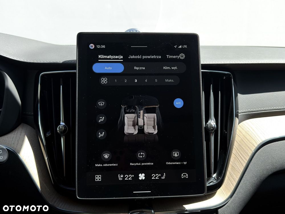 Volvo XC 60 - 33