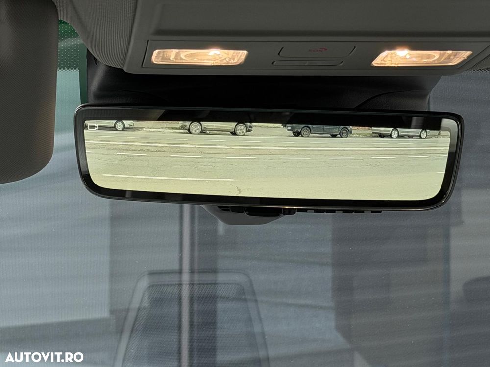 Volkswagen Caravelle 2.0 TDI 146 kW LR Comfortline DSG 4M - 37