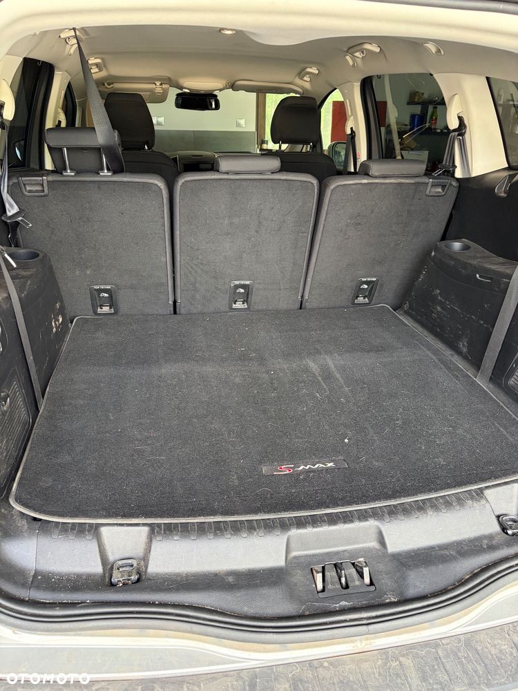 Ford S-Max - 6