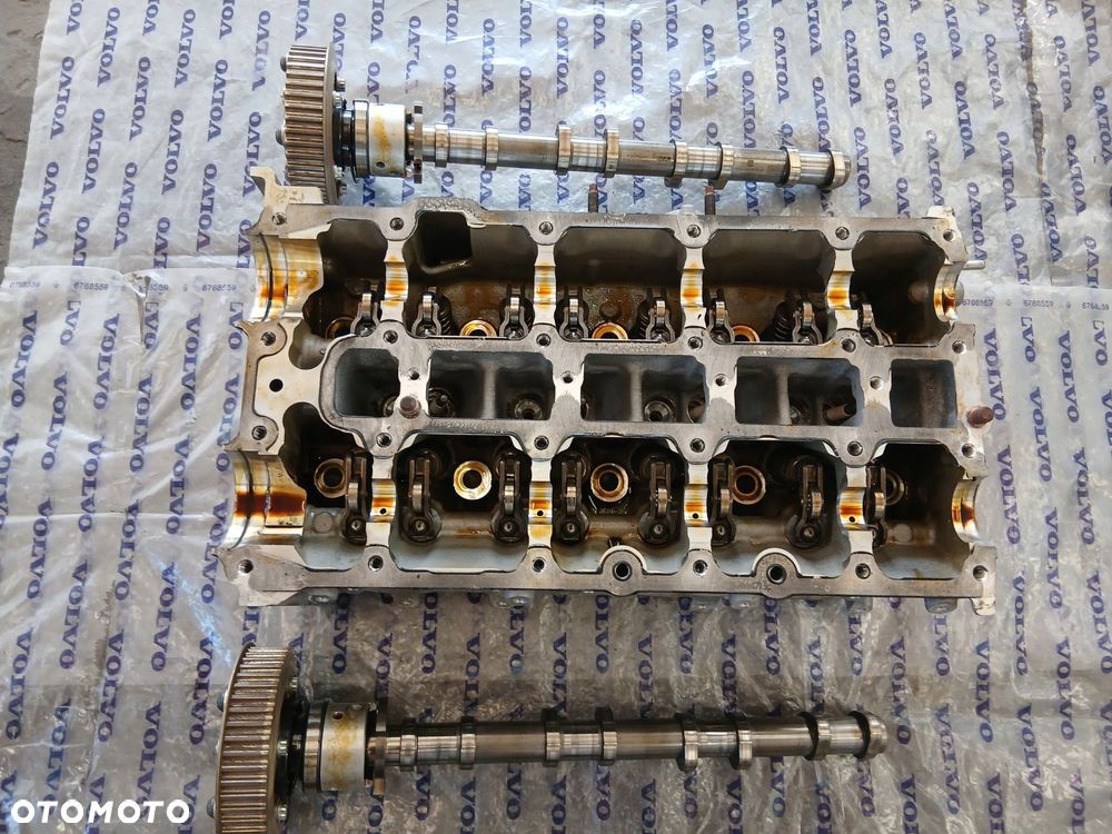 głowica 32298919 komplet wałki pokrywa volvo xc60 ii lift 2.0 b5b 2023r - 1