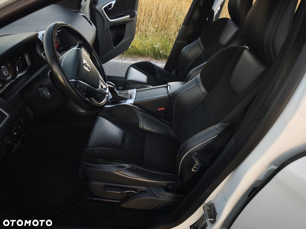Volvo XC 60 D4 Geartronic Summum - 21