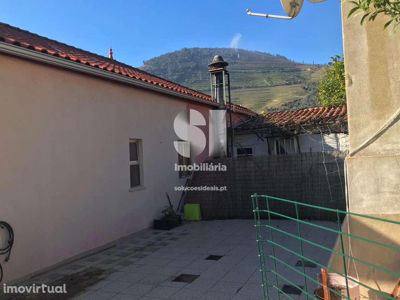 Prédio em Alijó - Grande imagem: 4/15