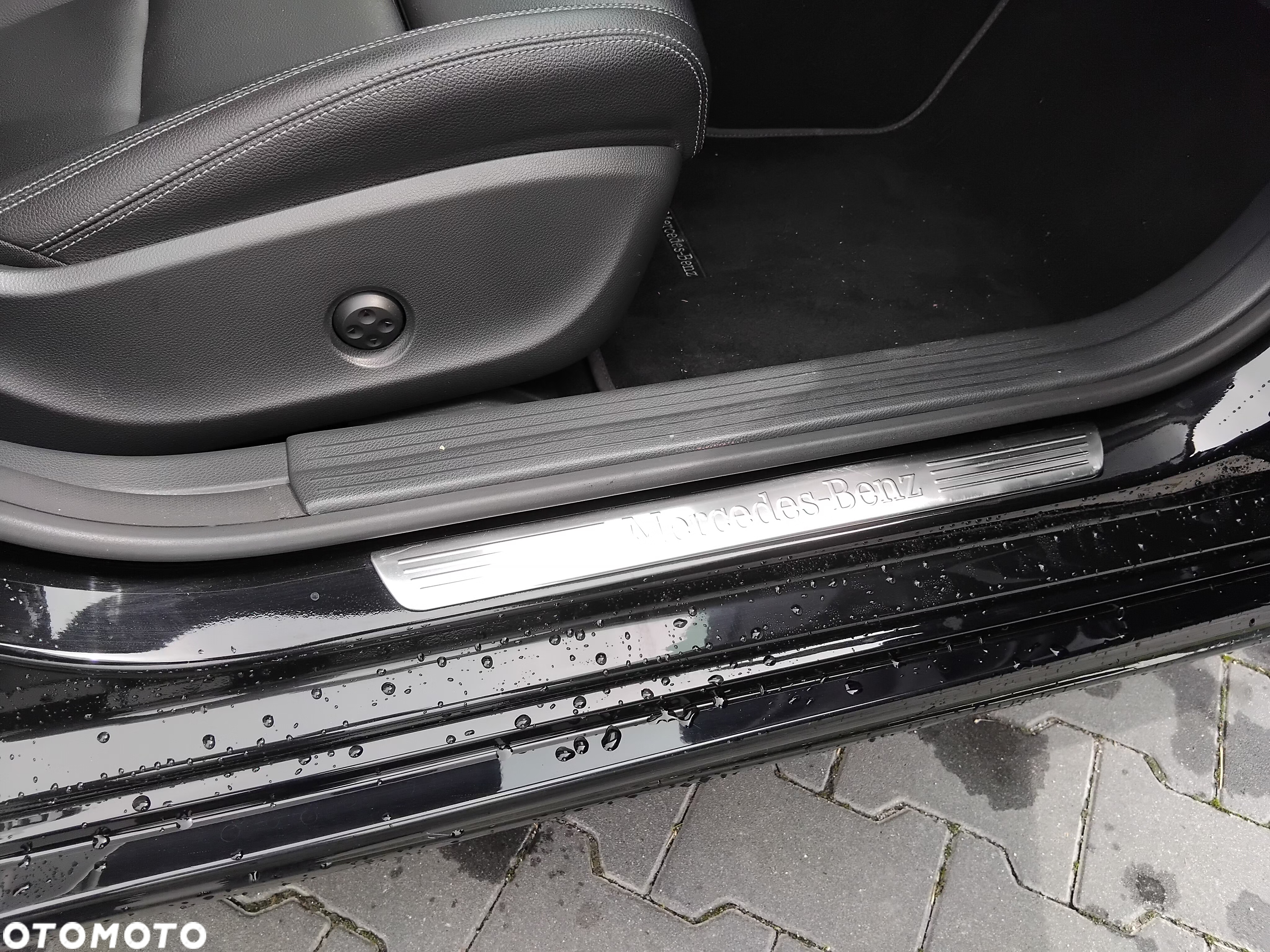 Mercedes-Benz CLA 250 7G-DCT Urban - 4