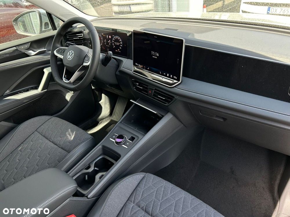 Volkswagen Tiguan - 13