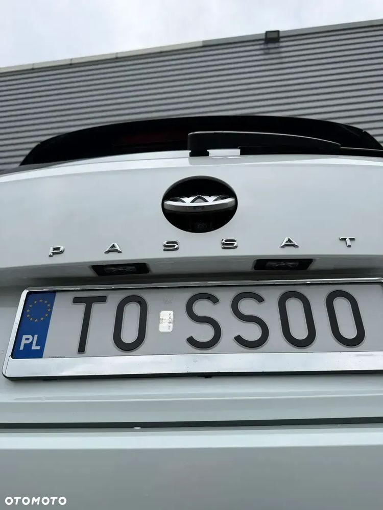 Volkswagen Passat Variant 1.6 TDI (BlueMotion Technology) DSG Trendline - 19
