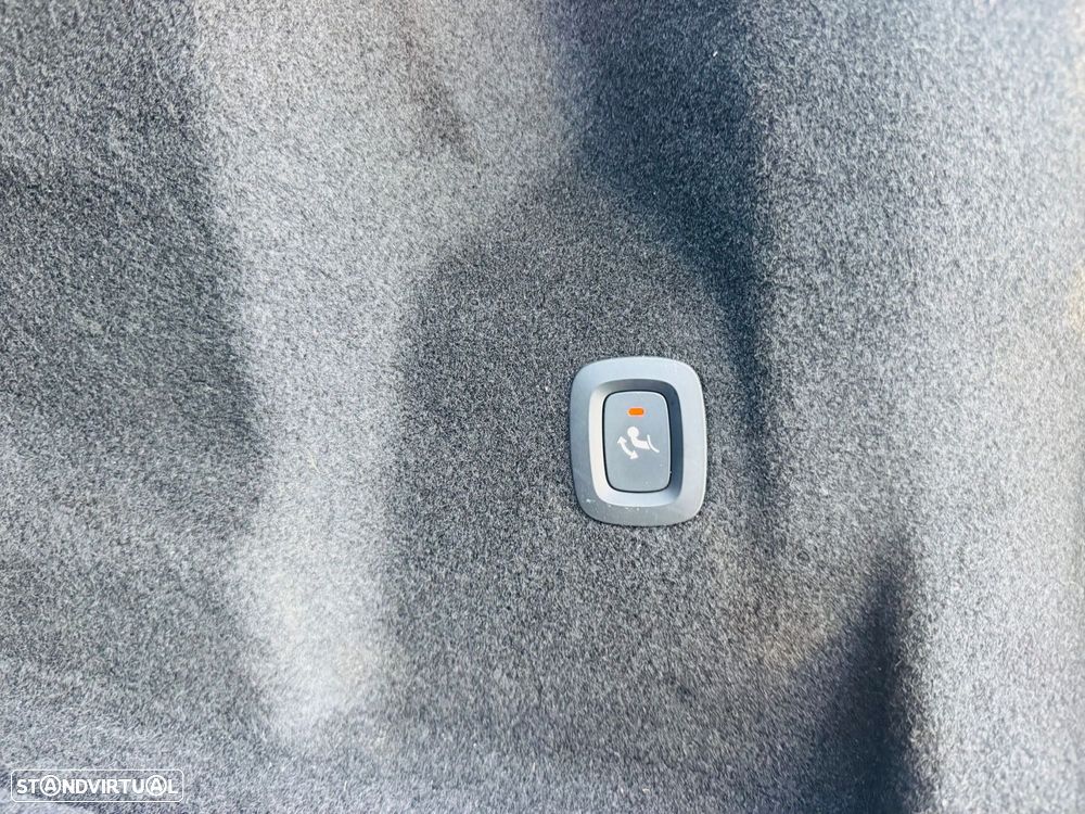 Volvo XC 60 2.0 B4 Inscription Geartronic - 59