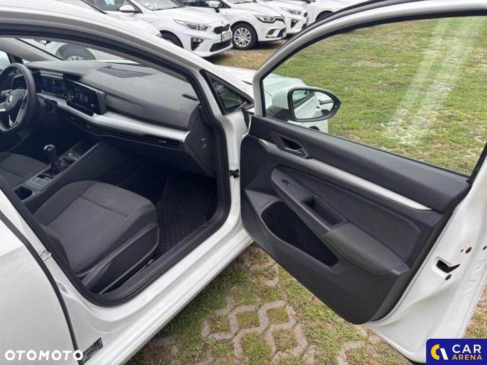 Volkswagen Golf - 24