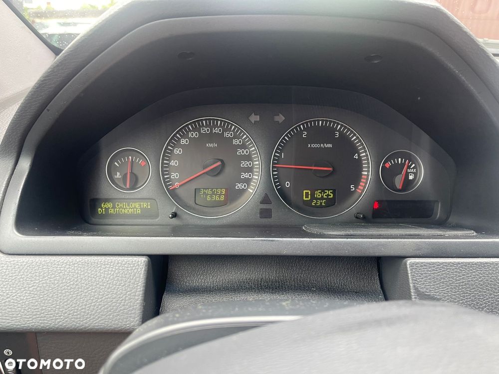 Volvo XC 90 D5 Executive - 9