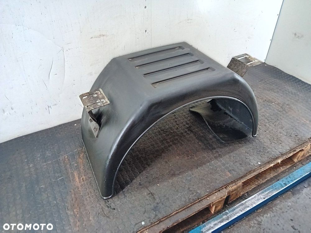 NADKOLE PRAWE TYŁ IVECO DAILY IV - 4