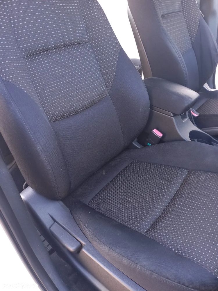 Hyundai i30 - 37