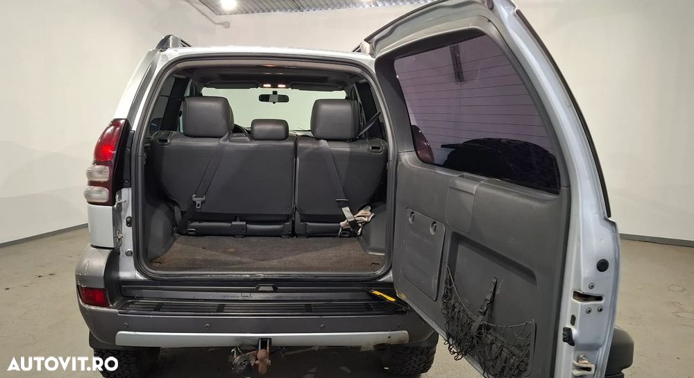 Toyota Land Cruiser 3.0 TD-4D Aut Executive - 13