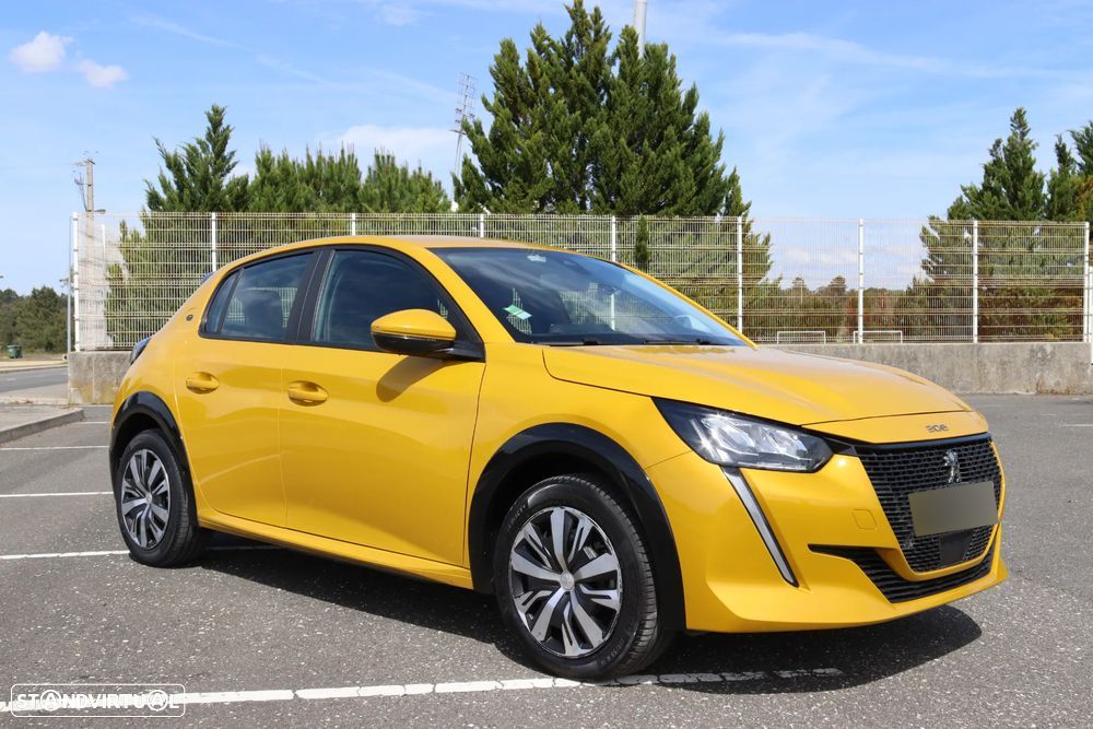 Peugeot e-208 Active - 1