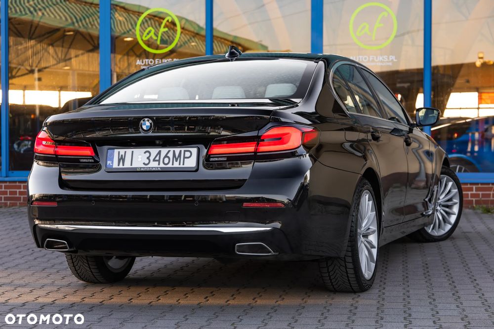 BMW Seria 5 518d mHEV Luxury Line - 9