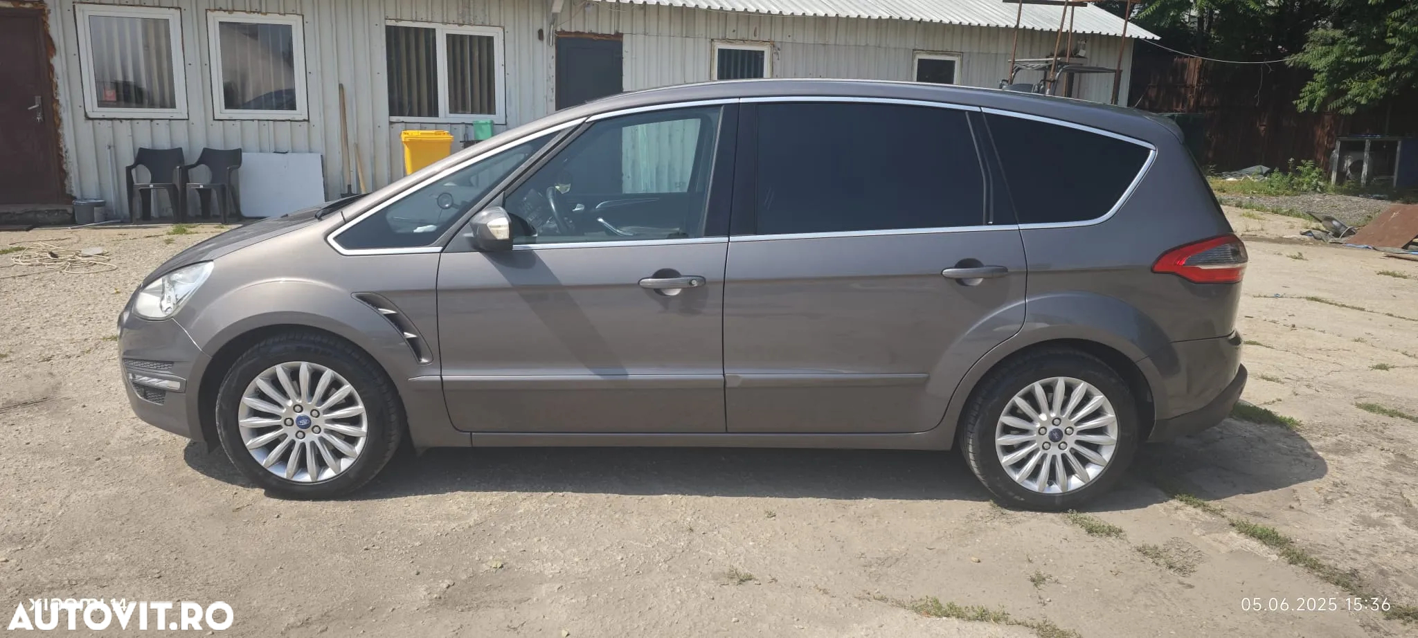 Ford S-Max 2.0 TDCi Powershift Titanium - 3