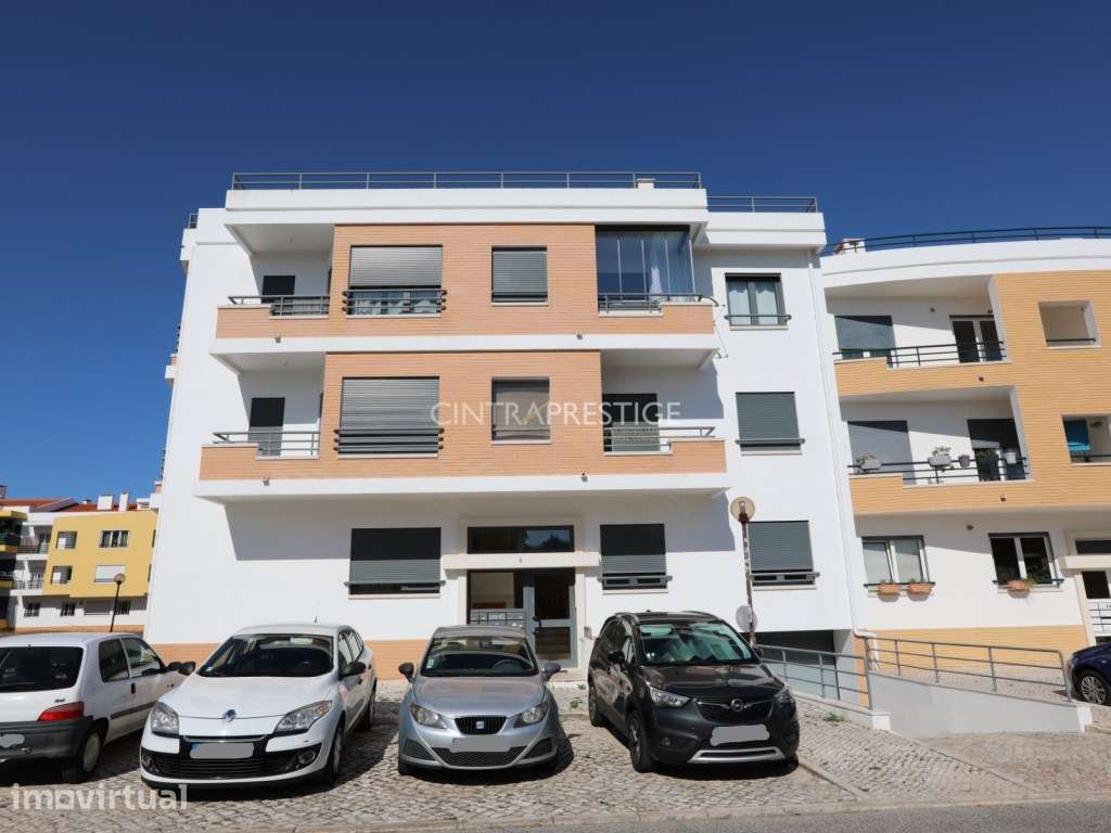 Arrendamento. Lourel. Apartamento T2 com parqueamento. - Grande imagem: 2/22
